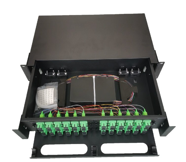 Banfo-Scapc-002 - Bandeja FO C/ Adaptador SC/APC y Pigtail Scapc X24 C/Tapa de Acrilico - GLC | Teletex